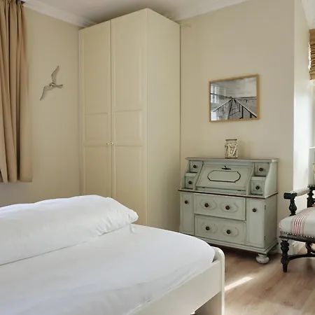 Apartment Gudrun - Hohenzollern *